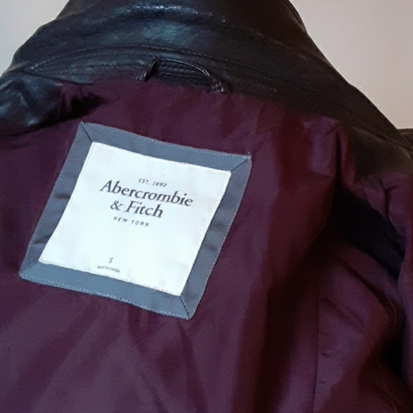 A&F Faux Leather Bomber Jacket. Brown. Small - Picture 7 of 8